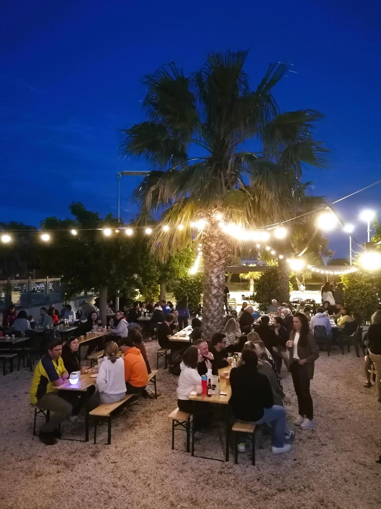 פור-א-נובל Entre Mer Et Roseaux - Piscine - Proche Centre Et Mer - Petfriendly חדר תמונה